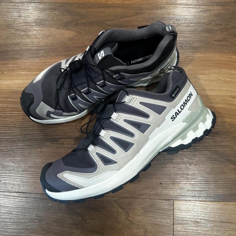 Salomon Men's Athletic Trail Shoes - Black and Gray